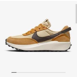 Size 6 Womens Nike Waffle Debut Shoes NEW